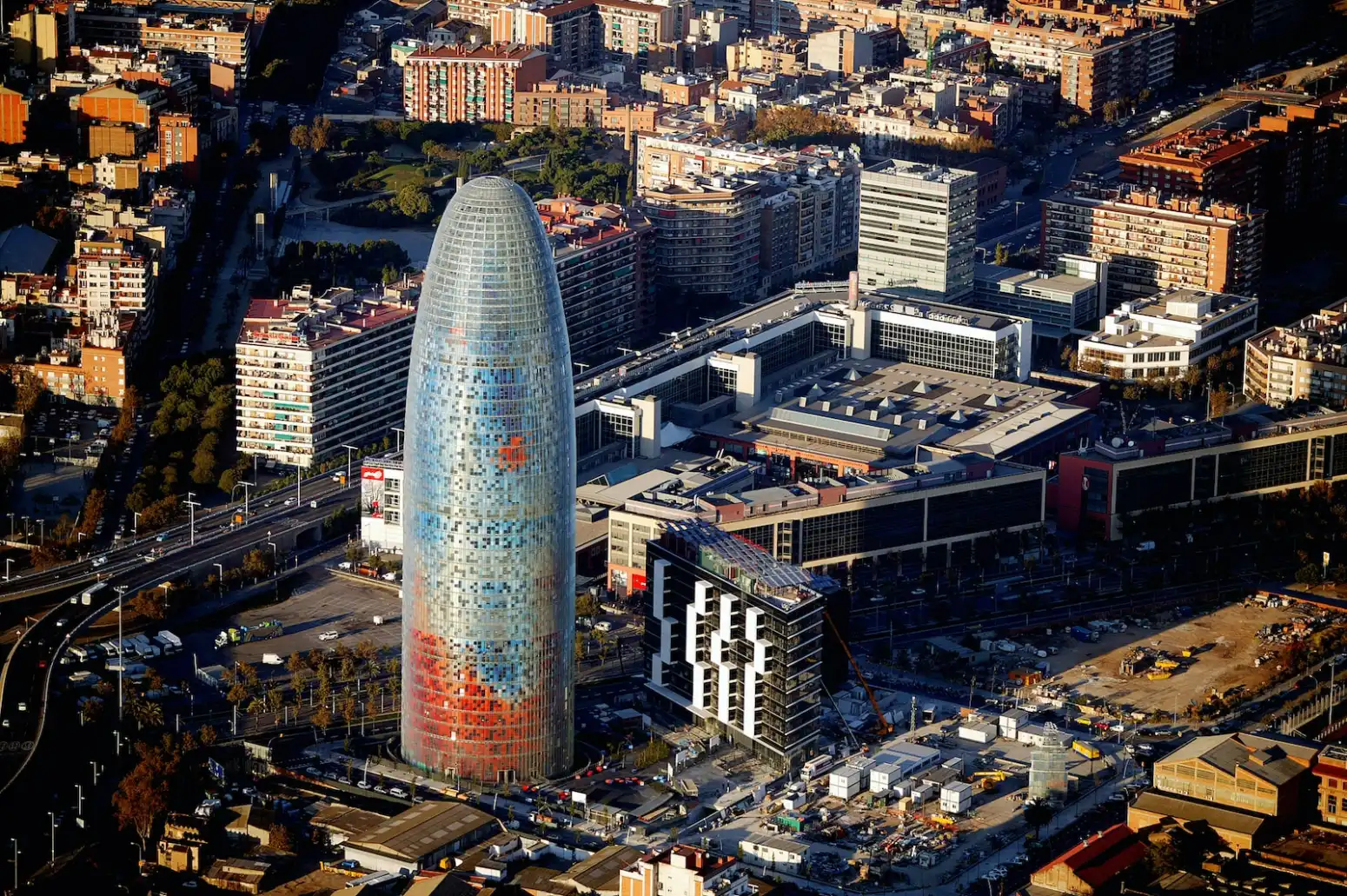 Piso en venta en Barcelona con Calefacción, Parquet y Balcón