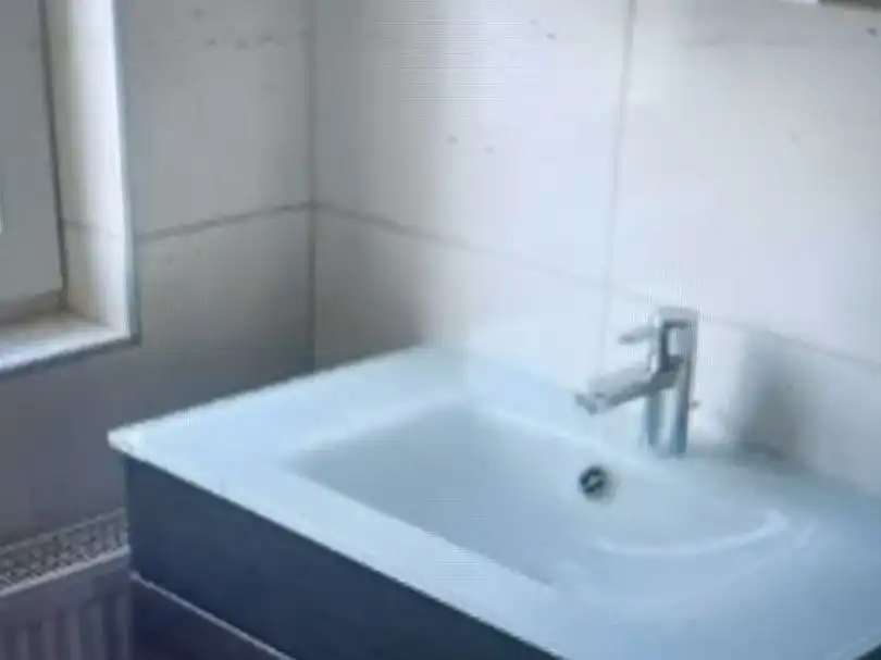 Bathroom of Flat for rent in Bilbao   with Air Conditioner, Heating and Parquet flooring