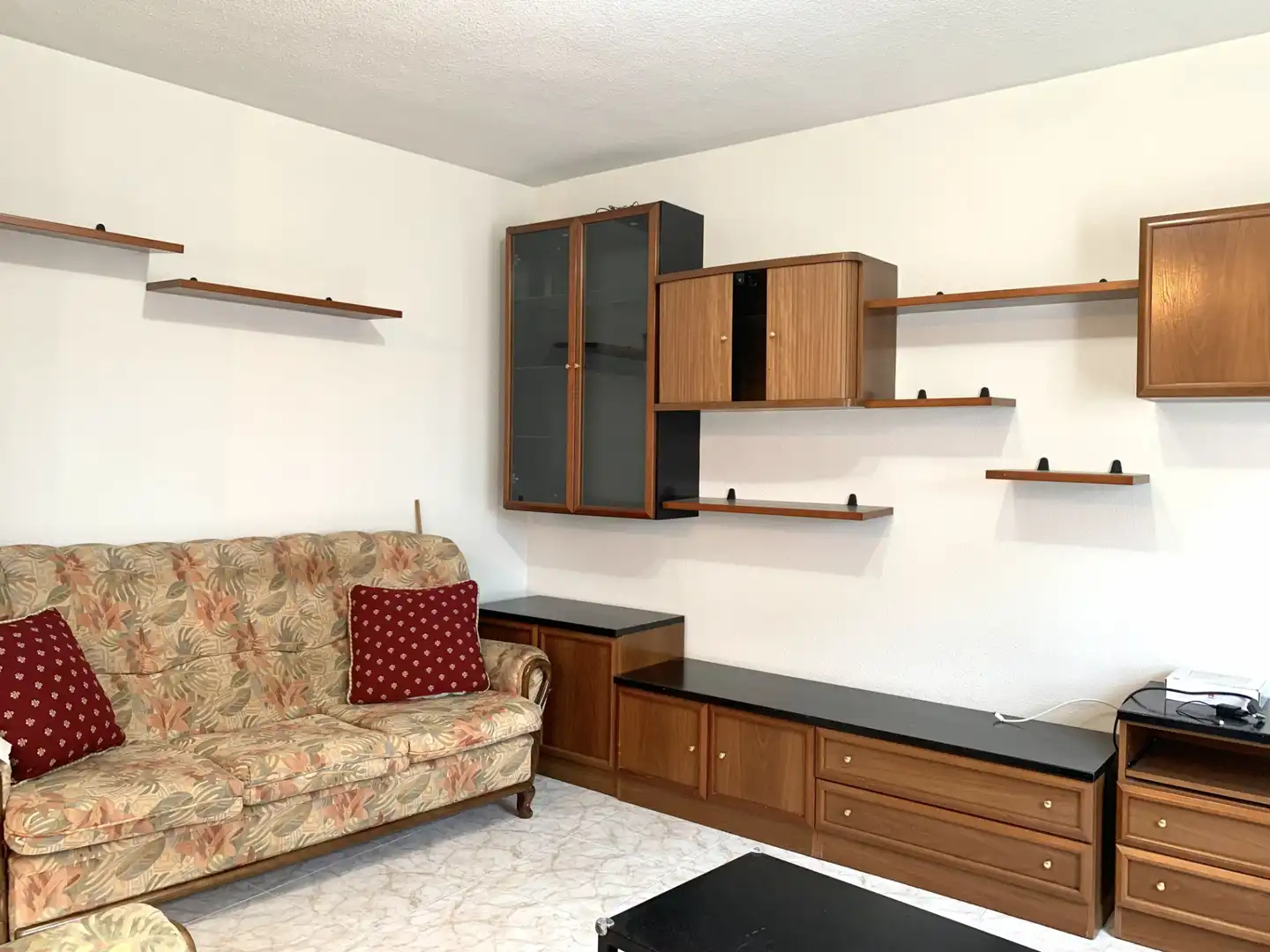 Wohnzimmer von Einfamilien-Reihenhaus zur Miete in Guadarrama mit Heizung, Privatgarten und Terrasse