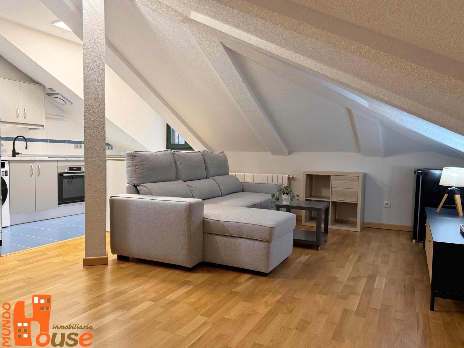 Living room of Flat for sale in Real Sitio de San Ildefonso  with Heating and Furnished