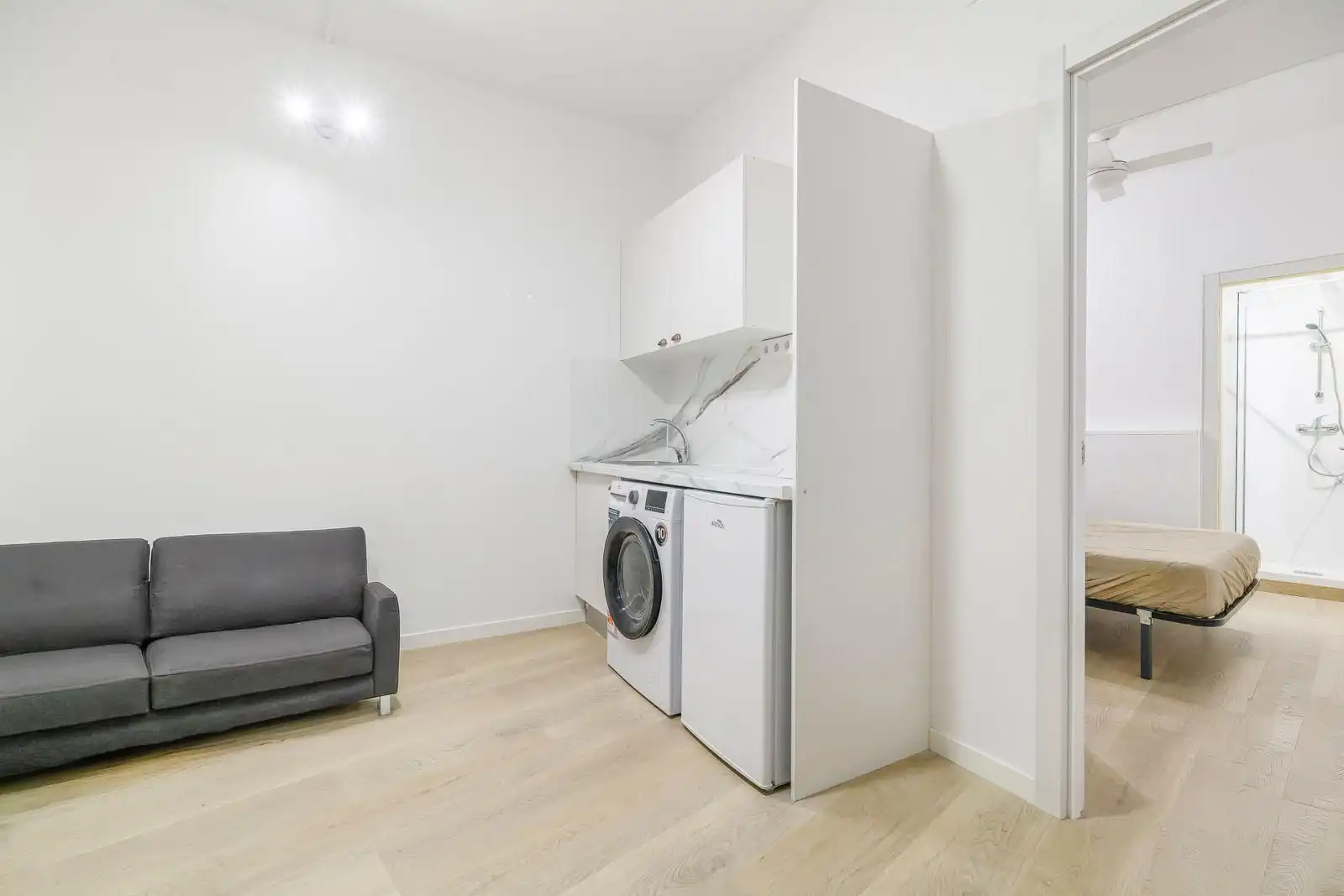 Local comercial en venda a Carrer Elcano, imagen 2