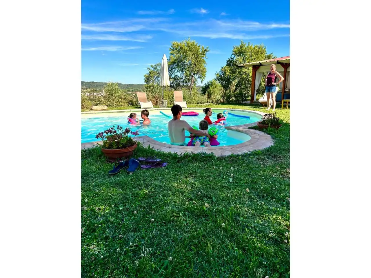 Schwimmbecken von Gebäude zum Verkauf in Colungo