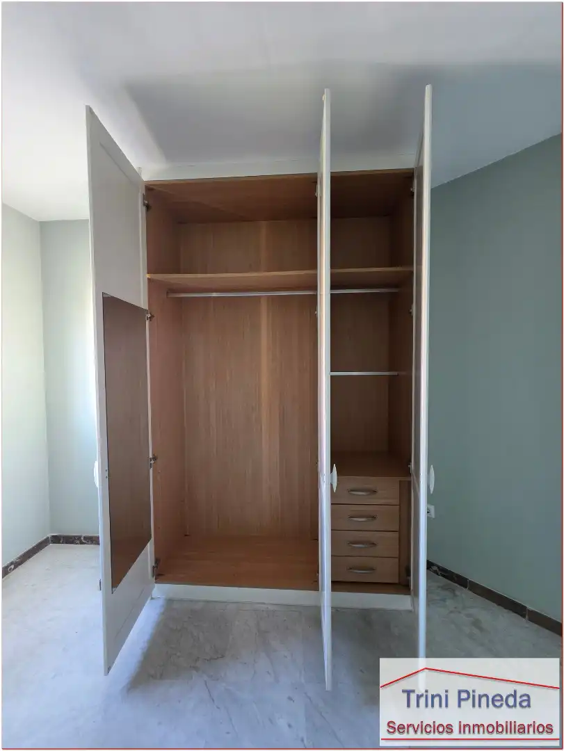 Flat with balcony to rent in Calle Pagés del Corro, imagen 17