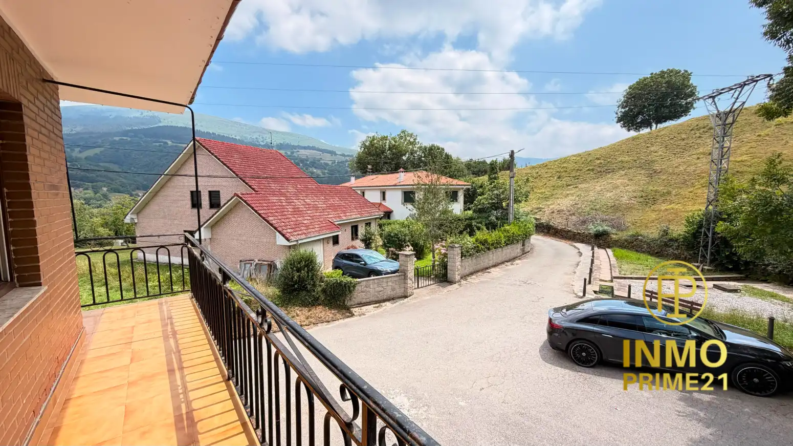 Terraza de Casa o chalet en venta en Corvera de Toranzo con Parquet y Balcón