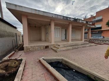 Villa mit Garten zum Verkauf in Calle Santa Águeda 40