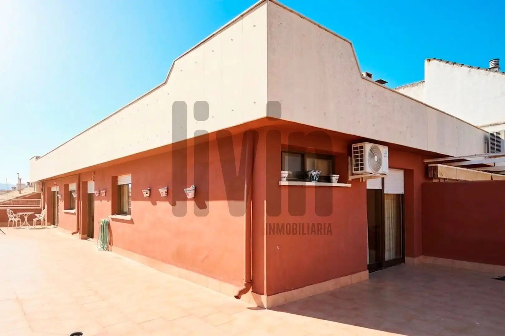 Vista exterior de Piso en venta en Jaén con Aire acondicionado, Calefacción y Terraza