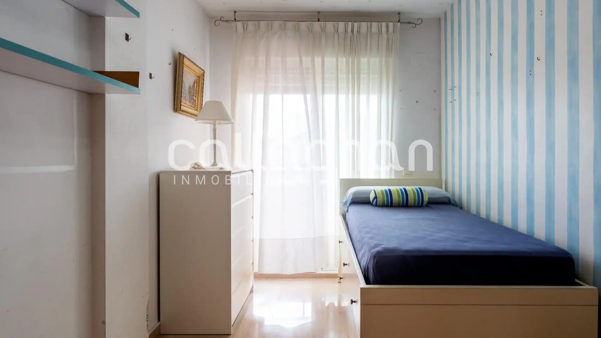 Habitación de Casa adosada en venta en El Real de Gandia con Aire acondicionado, Calefacción y Piscina