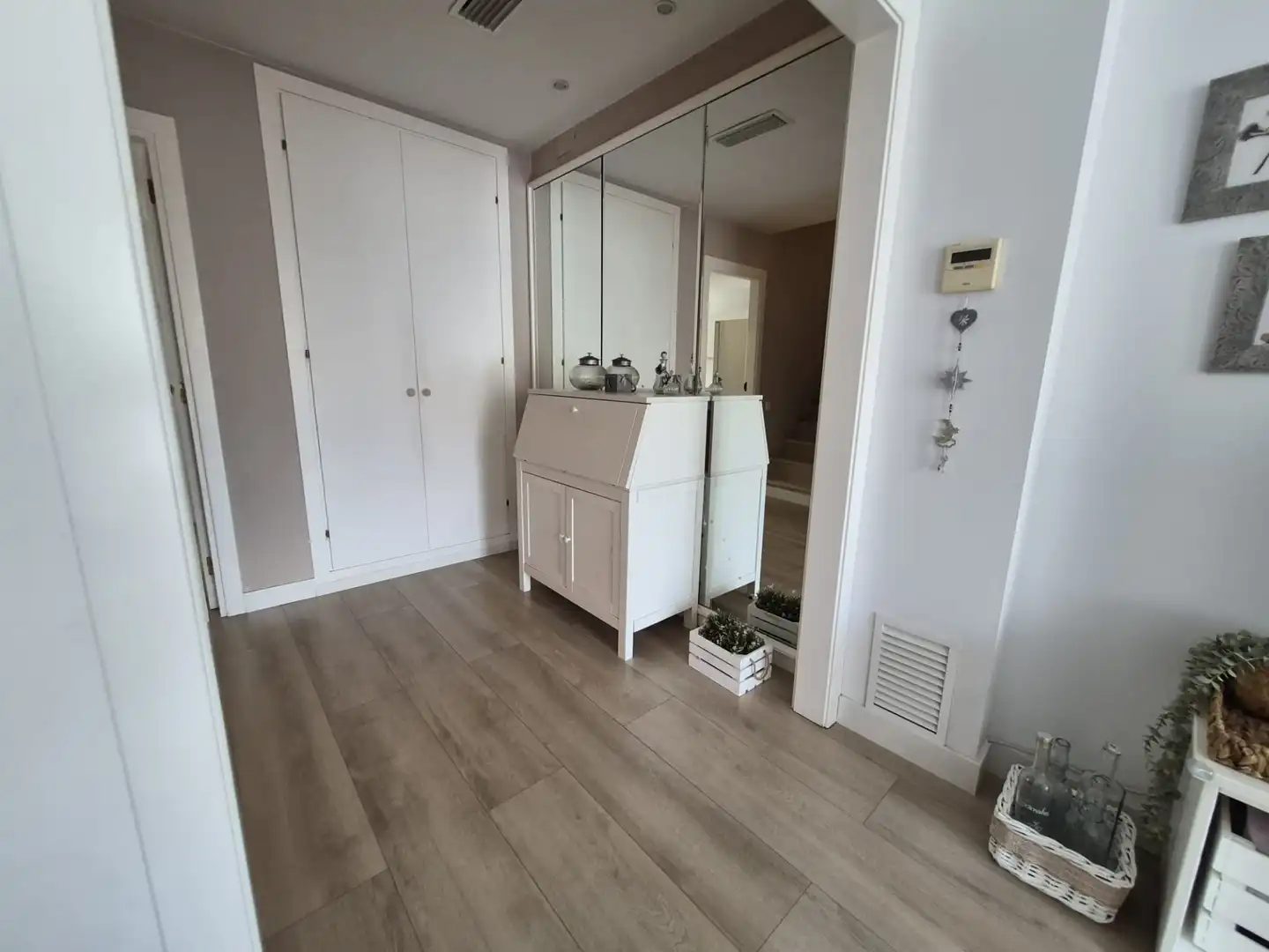 Einfamilien-Reihenhaus zum Verkauf in Calella mit Klimaanlage, Heizung und Privatgarten