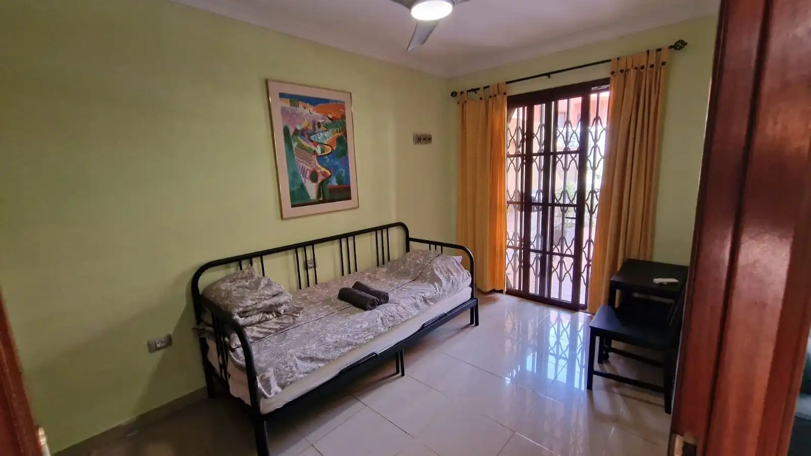 Apartamento en venta en Arona con Terraza, Amueblado y Piscina comunitaria