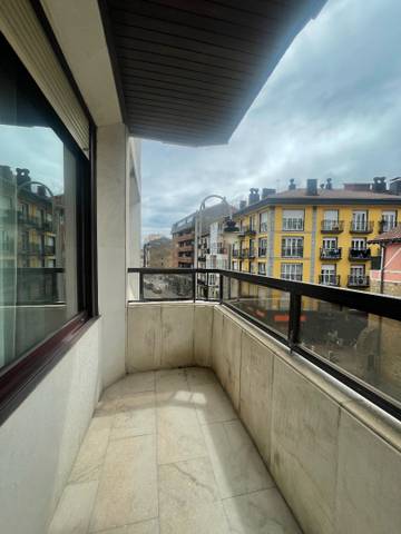 Piso en Venta en Bixkonde Kalea en Zarautz