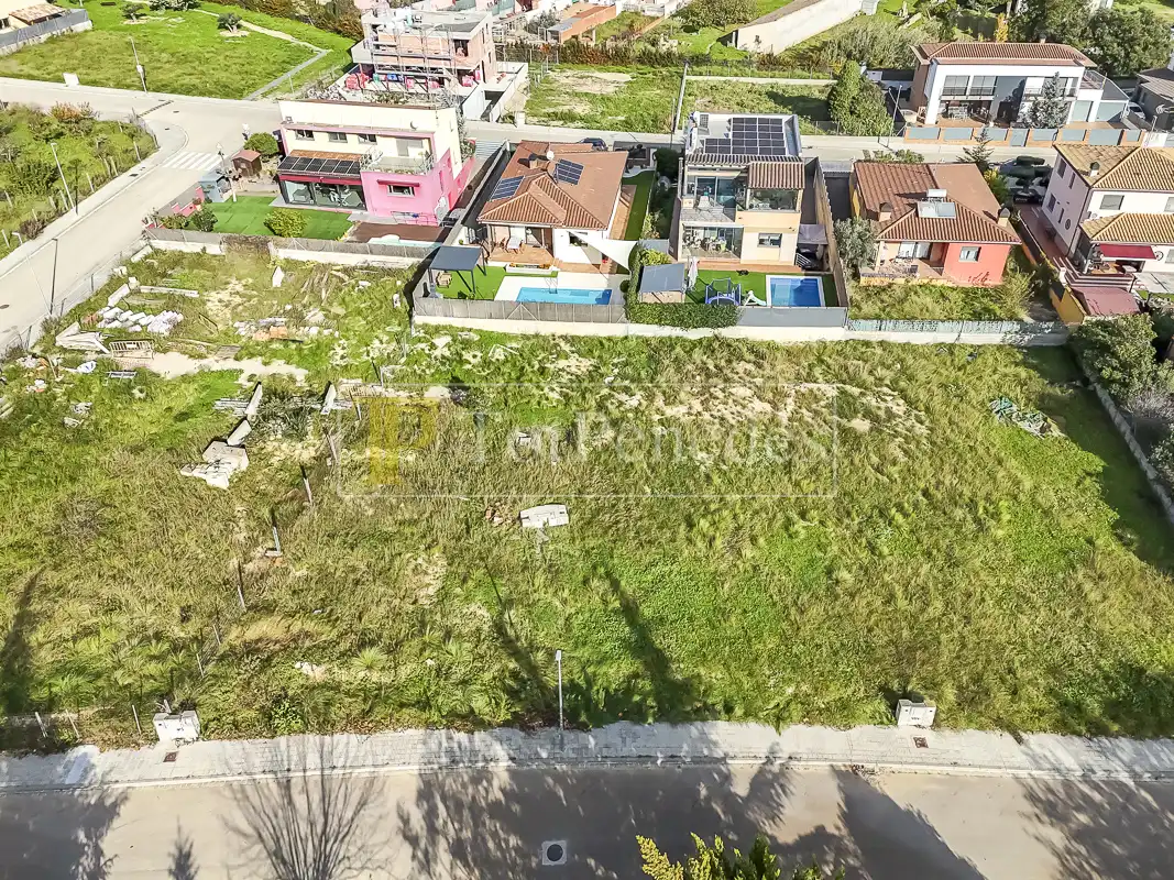 Terreny residencial en venda a Carrer Riera de les Anguiles, imagen 2