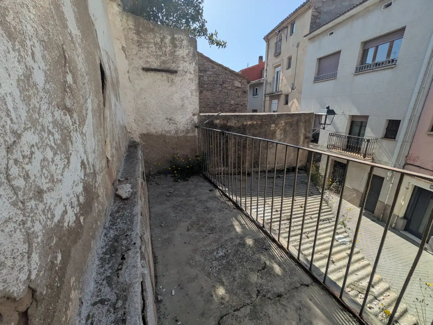 Finca rústica en venda en Sallent amb Jardí privat