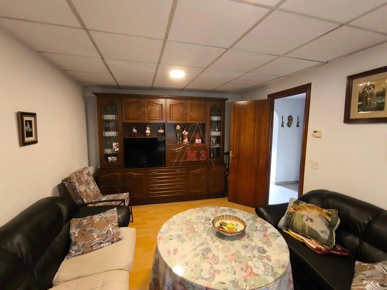 Sala de estar de Casa o chalet en venta en Benavides con Calefacción, Trastero y Amueblado