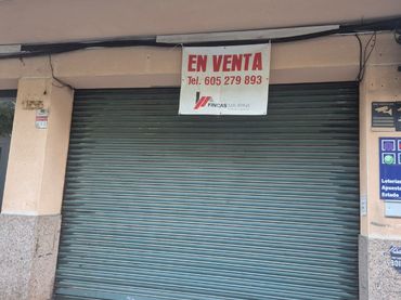 Gewerbefläche zum Verkauf in Carrer de Núria 155