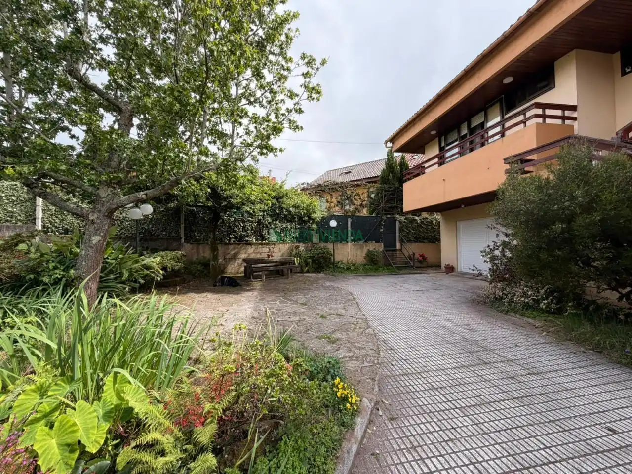Vista exterior de Casa o chalet en venta en Vigo  con Calefacción, Jardín privado y Terraza