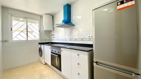 Foto 5 von Wohnung zur Miete in Avenida Daya Nueva, Almoradí, Alicante