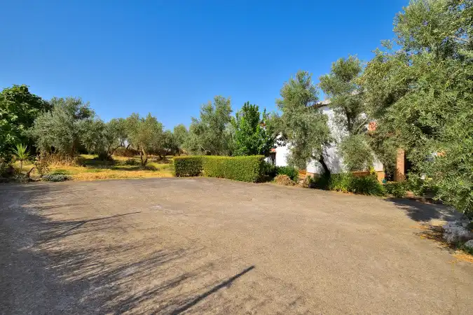 Jardín de Finca rústica en venta en Arriate con Jardín privado, Terraza y Piscina