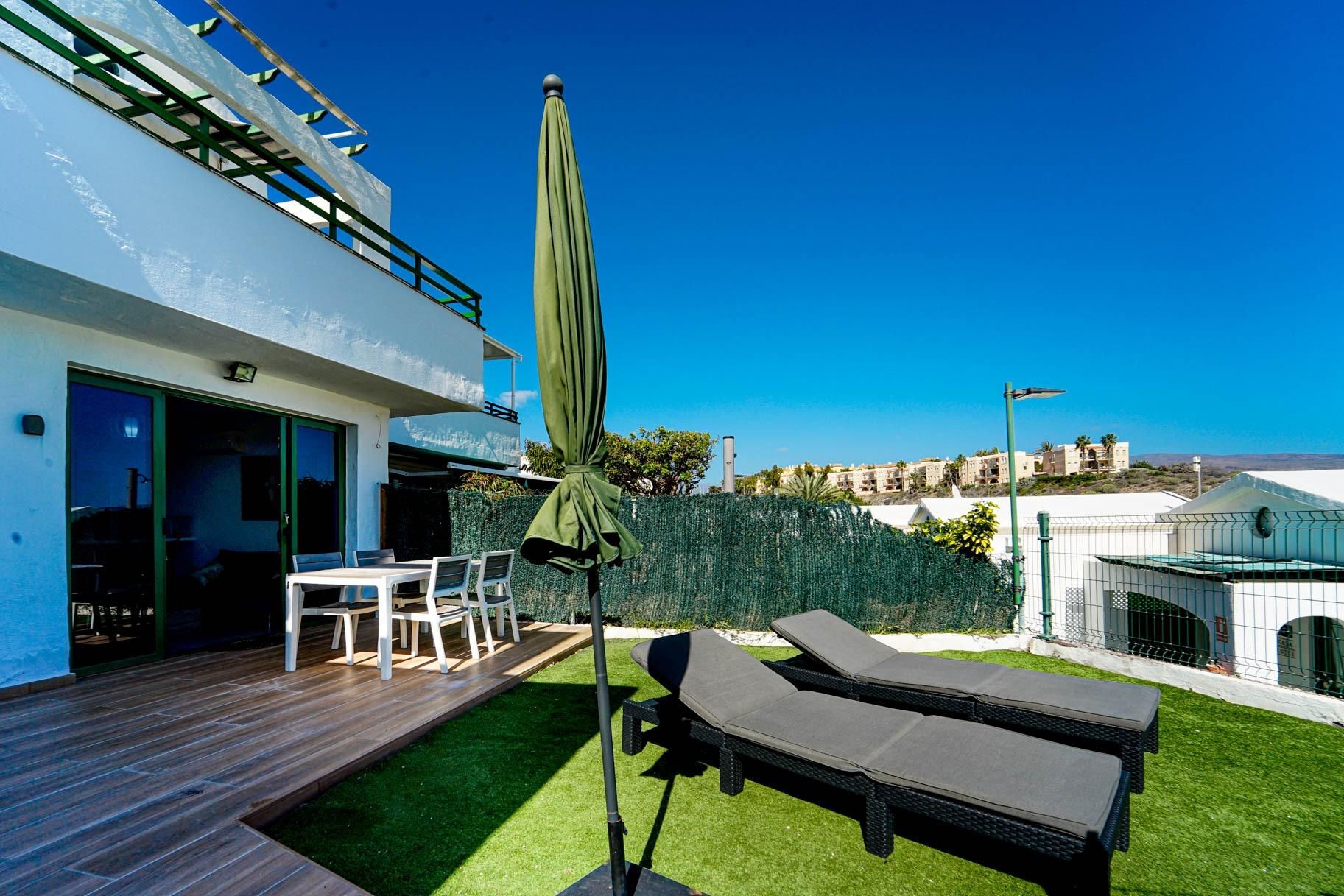 Terrassa de Casa o xalet en venda en San Bartolomé de Tirajana amb Aire condicionat, Jardí privat i Terrassa