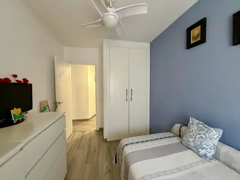 Bedroom of Flat for sale in Madrid  with Heating, Terrace and Storage room