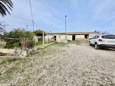 Maison rustique avec jardin à vendre à Calle Cuesta Eduardo