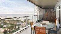 Terrace of Flat for sale in  Barcelona Capital  with Air Conditioner, Heating and Private garden