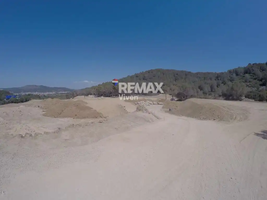 Land for sale in Vallpineda - Santa Bàrbara