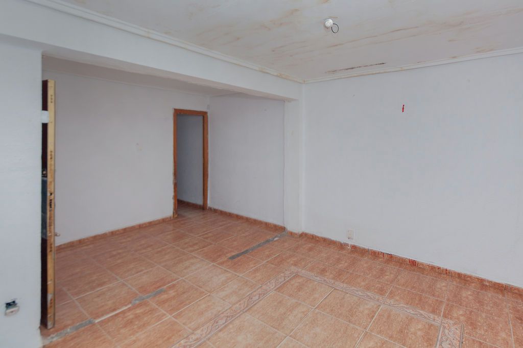 Piso en venta en C/ Malva-Rosa, Zona Calle Valencia