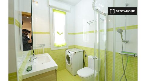 Foto 2 de Habitació a Alhóndiga, Bilbao