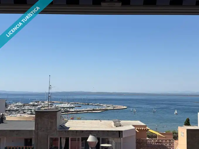 Apartamento con terraza en venta en Carrer del Puig Rom