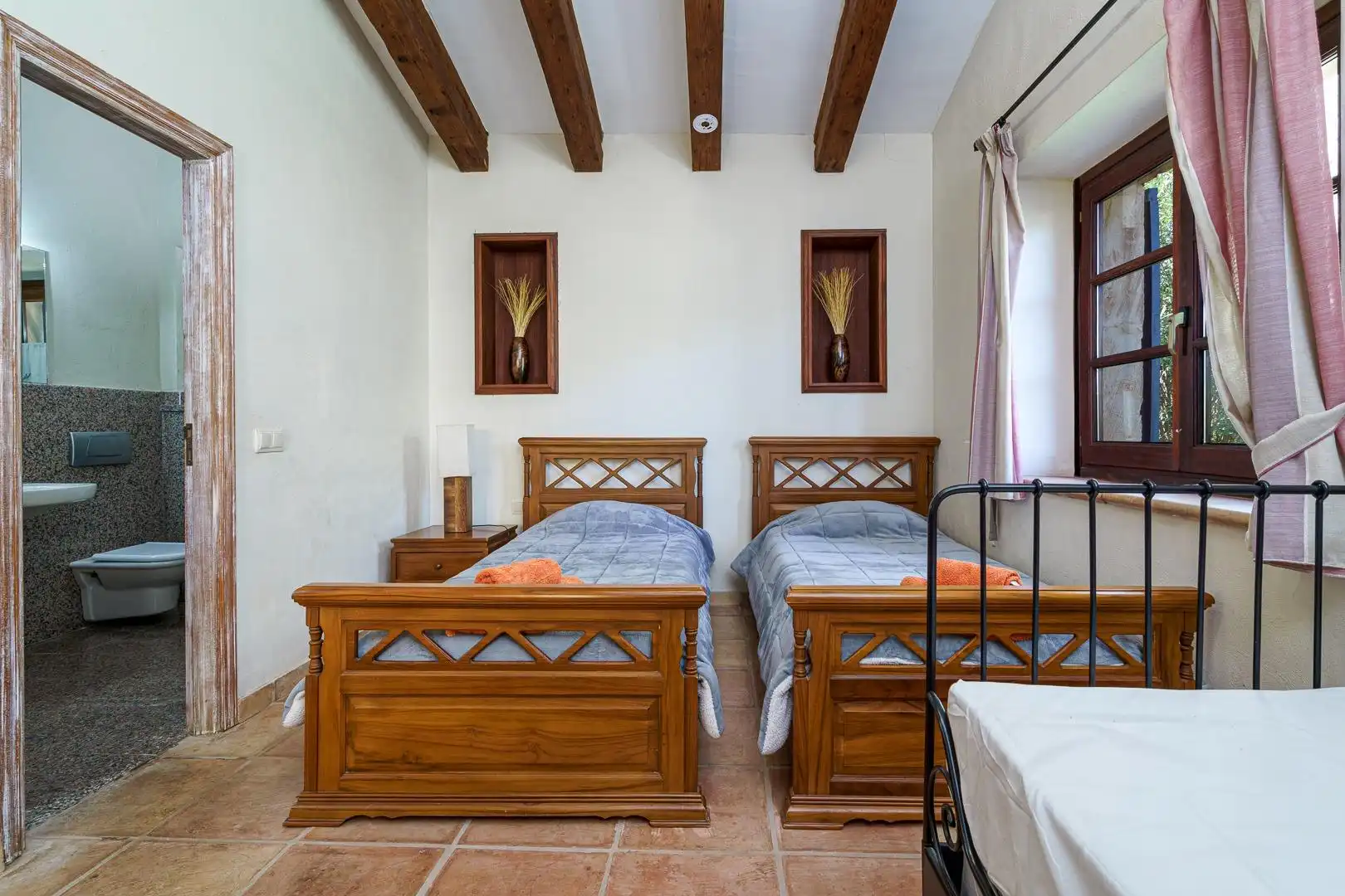 Habitación de Casa o chalet en venta en Capdepera con Aire acondicionado, Calefacción y Jardín privado