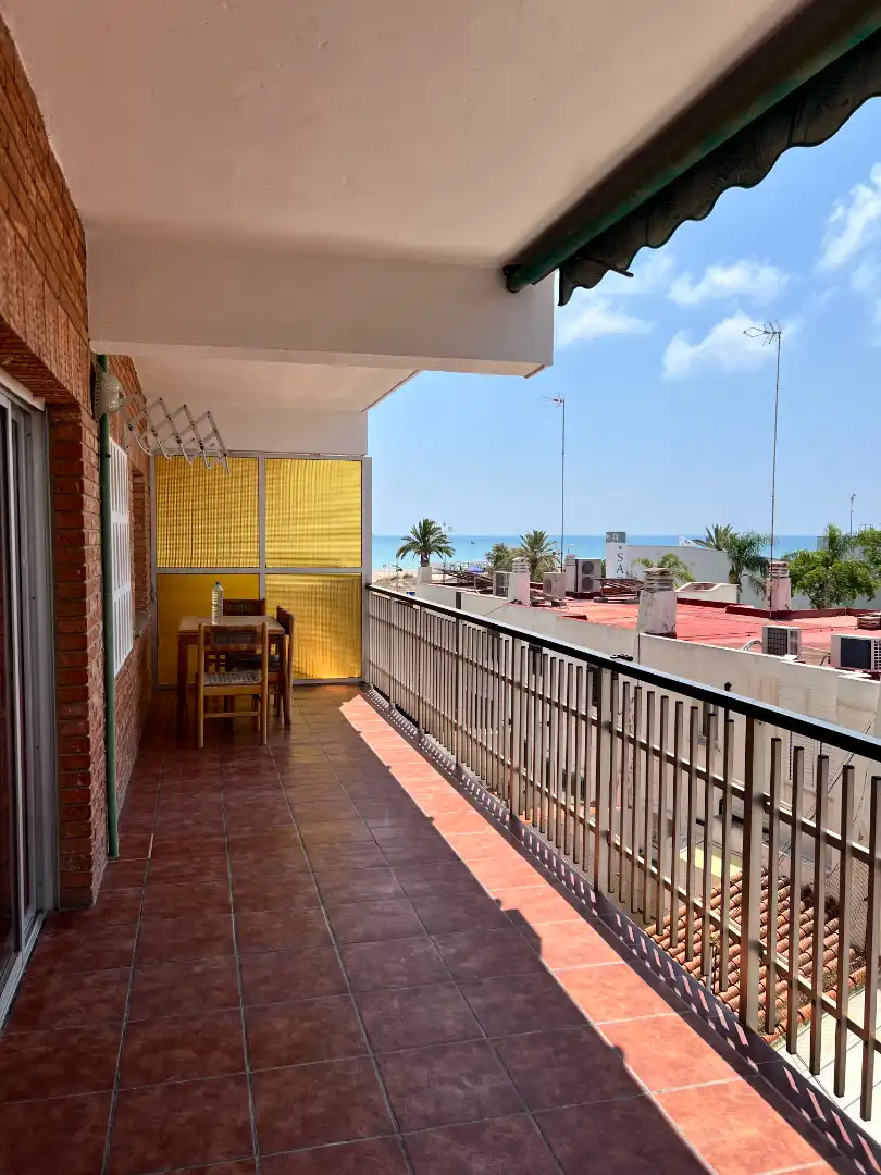 Piso con ascensor en venta en Canet d'En Berenguer