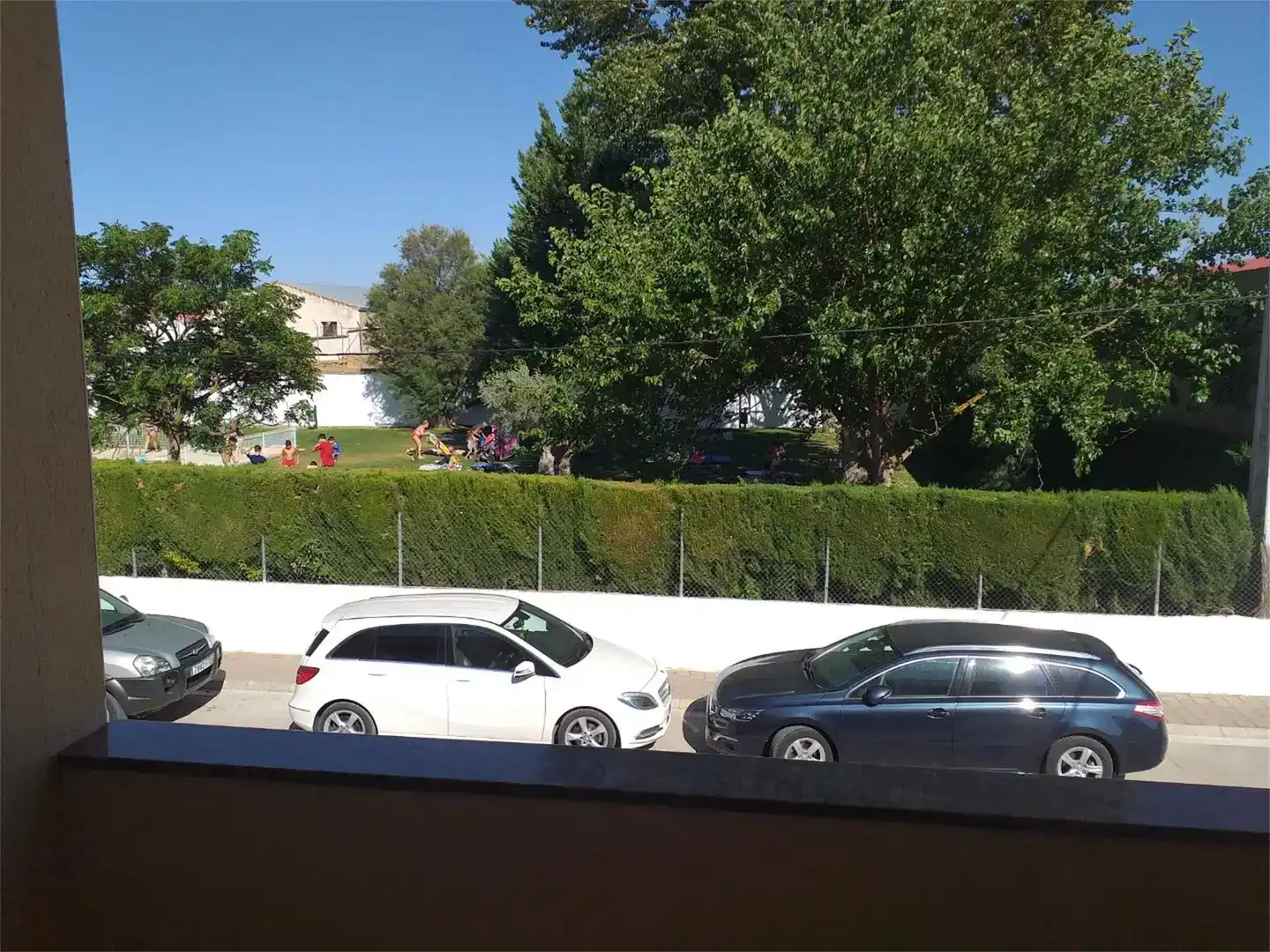 Parking de Casa adosada en venta en Villavaliente con Parquet, Trastero y Amueblado