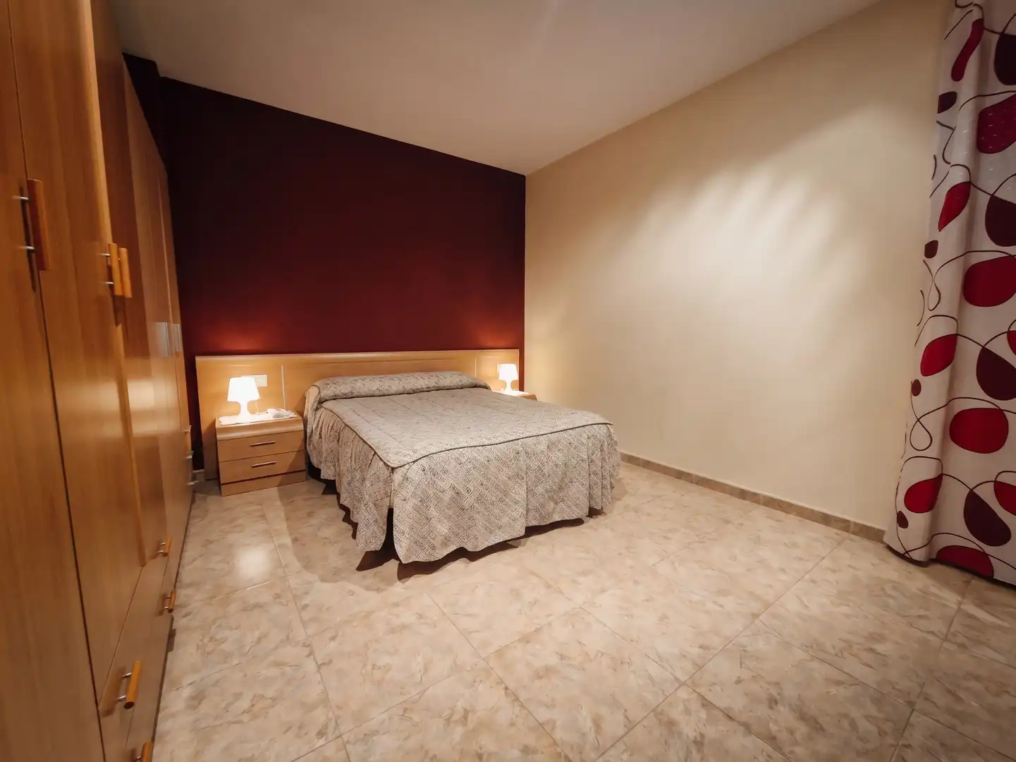 Habitación de Casa o chalet en venta en Linares con Calefacción, Jardín privado y Amueblado