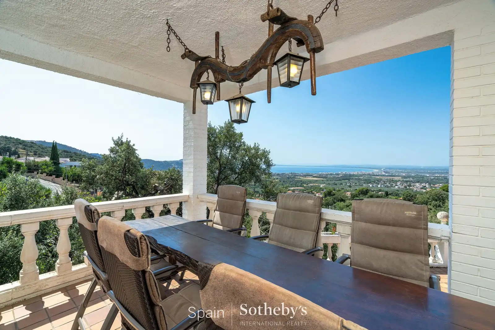 House with pool for sale in Carrer Osca, imagen 29