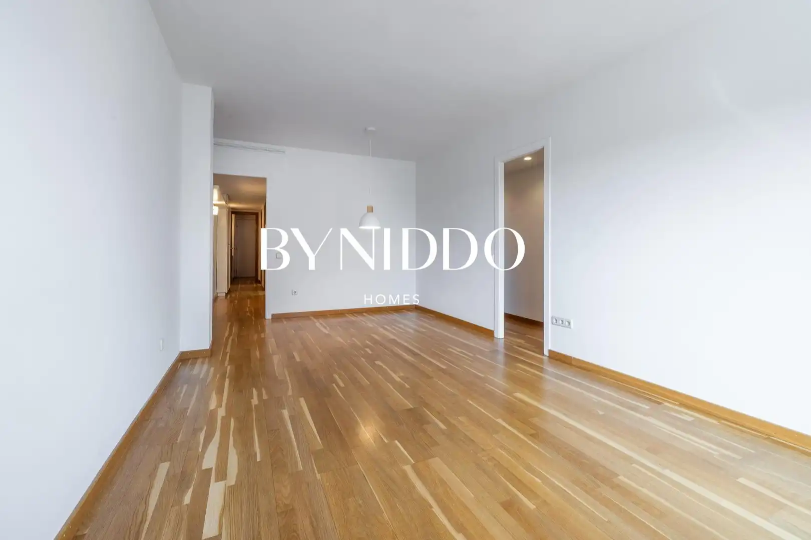 Exterior view of Flat for sale in Sant Cugat del Vallès  with Air Conditioner, Heating and Parquet flooring