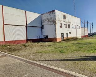 Vista exterior de Nau industrial en venda en Fuente Palmera