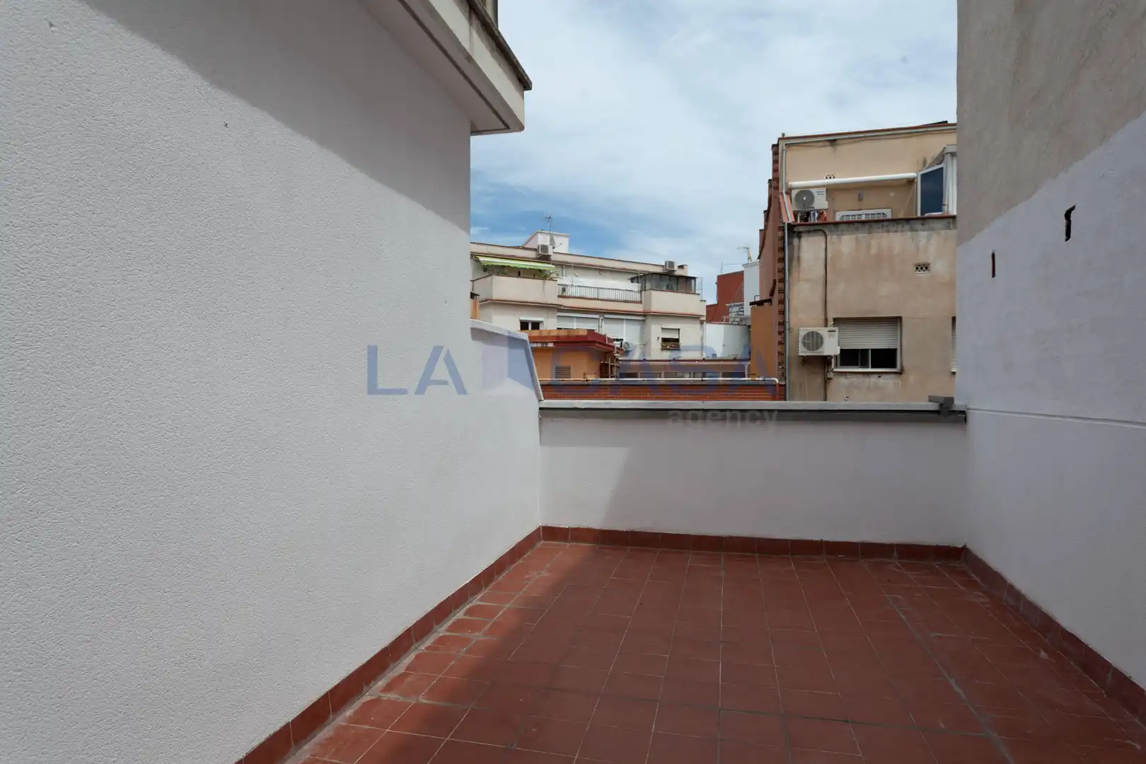 Terrasse von Wohnung zum Verkauf in L'Hospitalet de Llobregat mit Heizung, Terrasse und Ofen