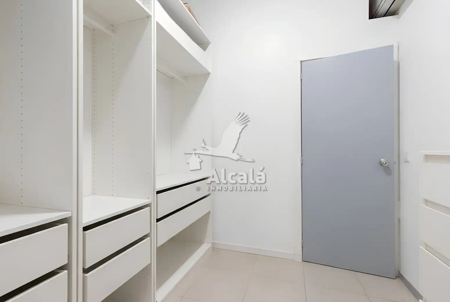 Flat for sale in Loeches  with Air Conditioner, Heating and Private garden