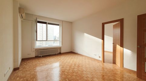 Foto 2 von Wohnung zur Miete in Calle del Doctor Fleming, Hispanoamérica - Bernabéu, Madrid Capital