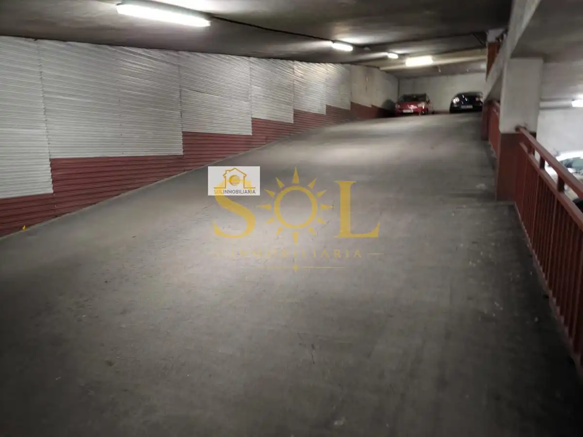 Individual de lloguer a Calle San Lorenzo 4, imagen 3
