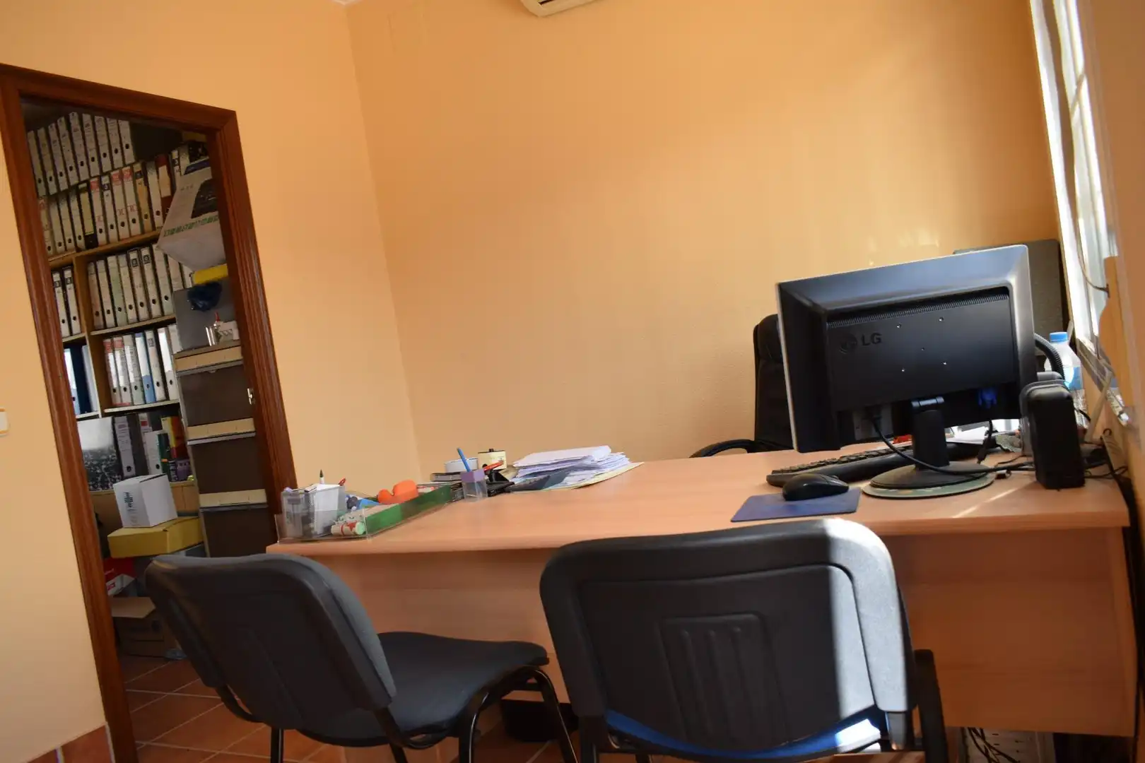 Local en venta en San Bartolomé de la Torre con Aire acondicionado y Amueblado