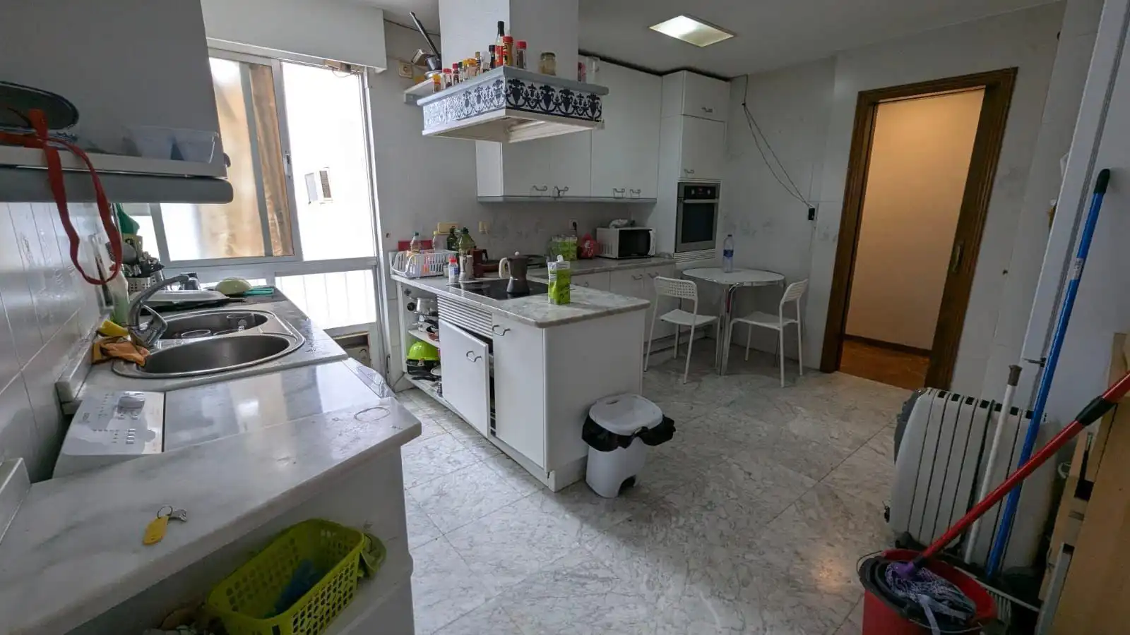 Kitchen of Attic for sale in Sevilla  with Air Conditioner and Terrace