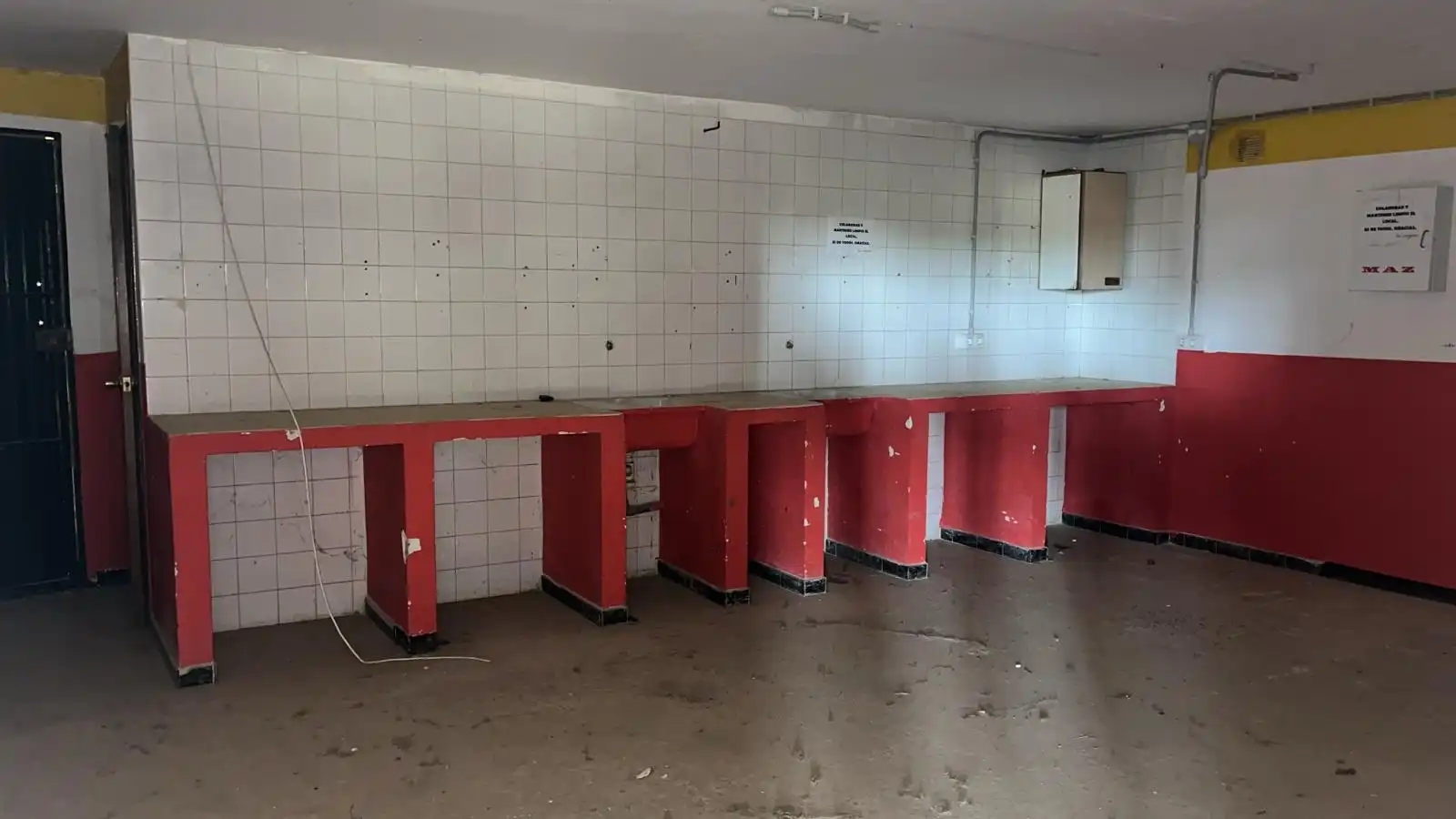 Küche von Fabrikhallen zum Verkauf in Alcañiz