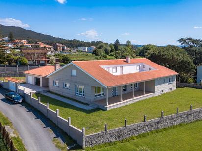 Vista exterior de Casa o xalet en venda en Poio amb Moblat