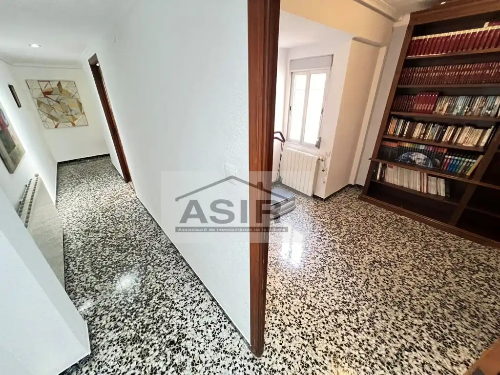 Flat for rent in Calle Doctor Ferran, Albuixarres