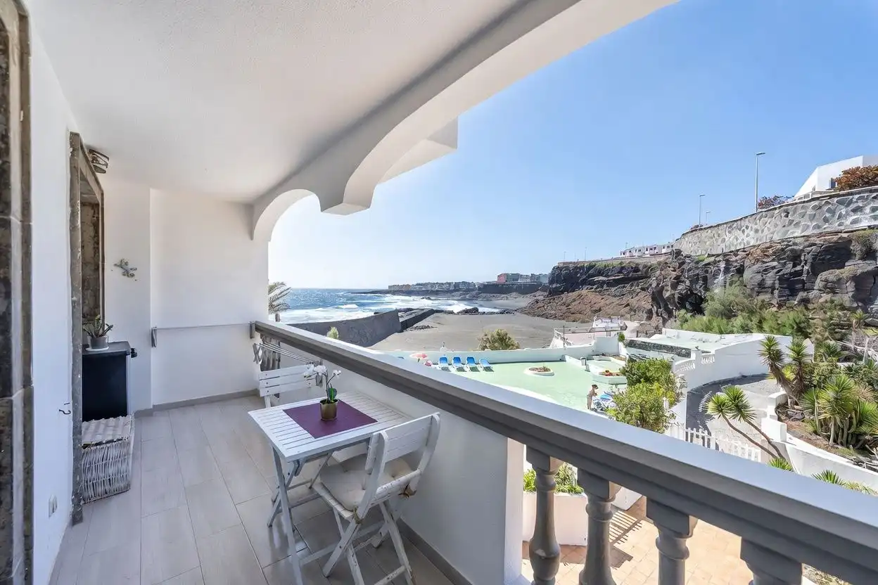 Schlafzimmer von Wohnung zum Verkauf in Telde mit Möbliert, Balkon und Gemeinschaftspool
