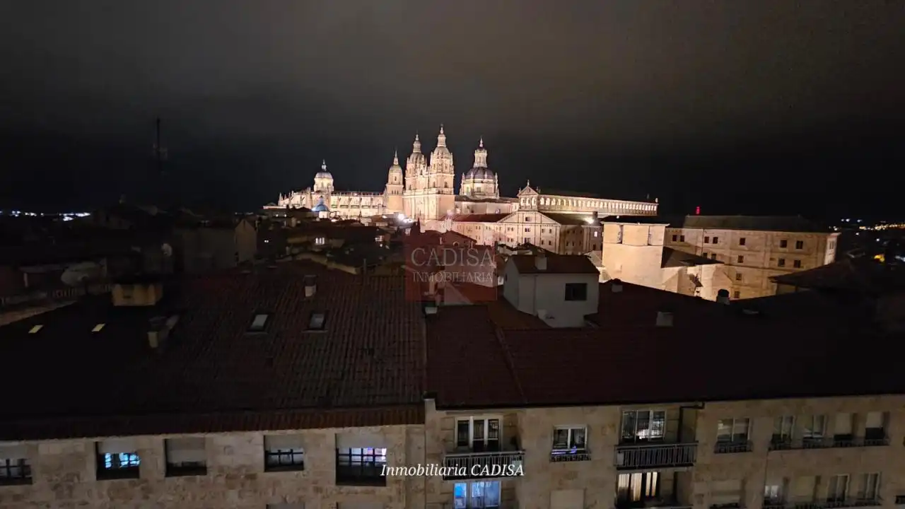 Exterior view of Flat for rent in Salamanca  with Air Conditioner, Heating and Furnished