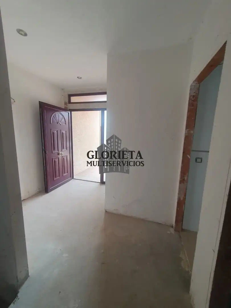 Habitación de Casa adosada en venta en Vigo  con Calefacción, Parquet y Terraza