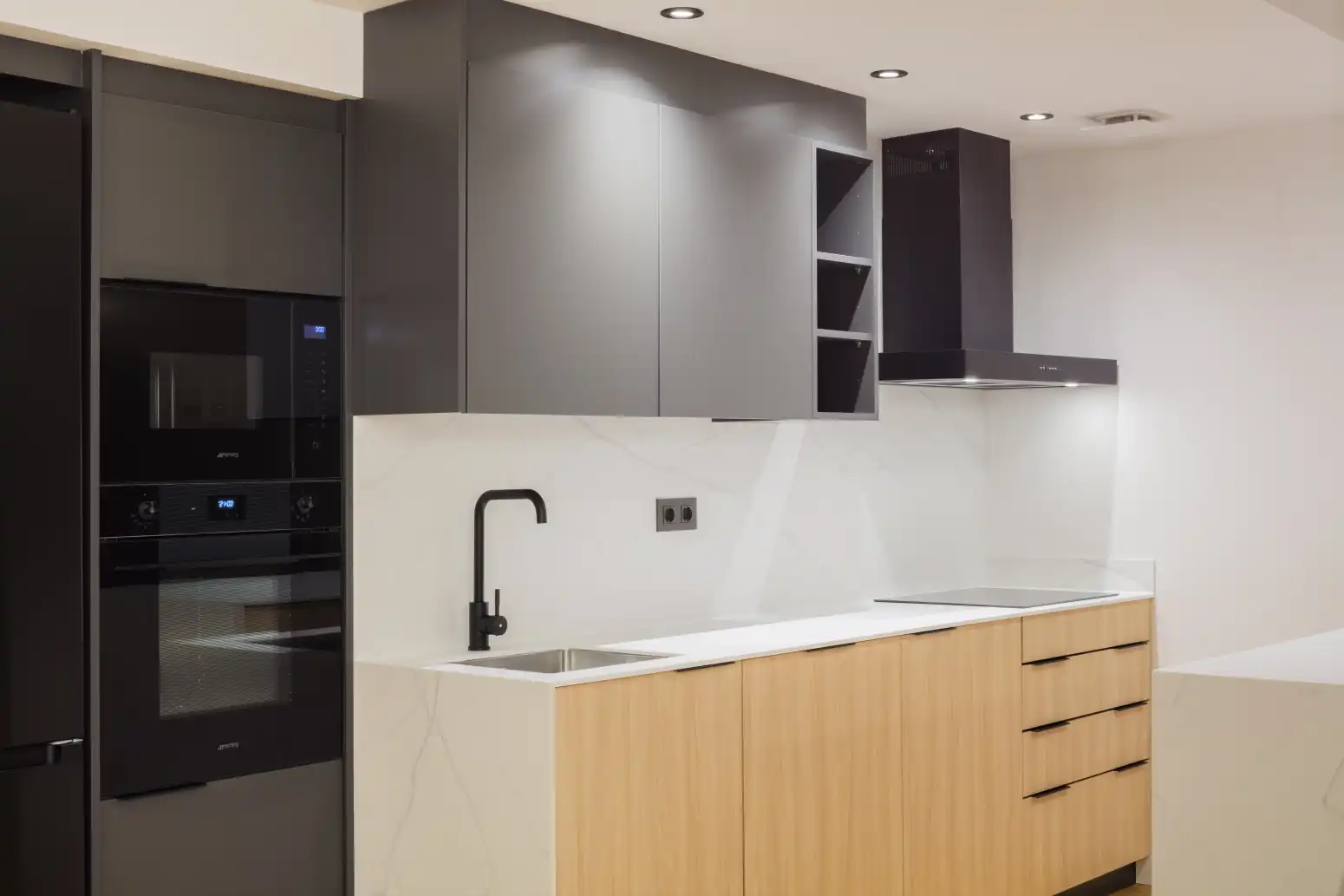Kitchen of Flat for sale in Gijón   with Heating
