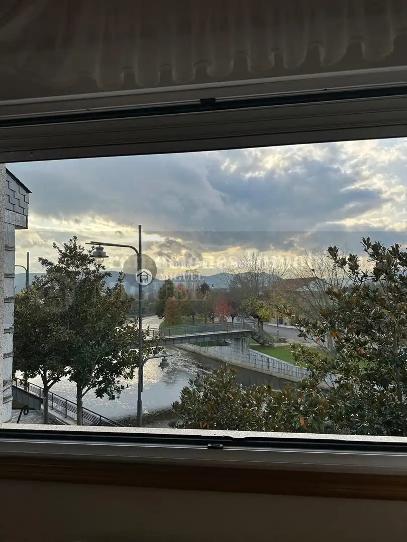 Vista exterior de Casa o chalet en venta en Verín con Calefacción, Terraza y Amueblado